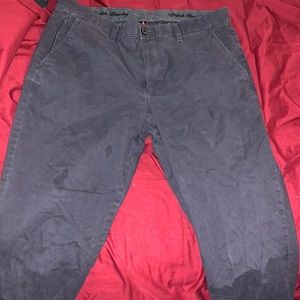 I’m selling these English laundry pants they are dark gray size 32x30